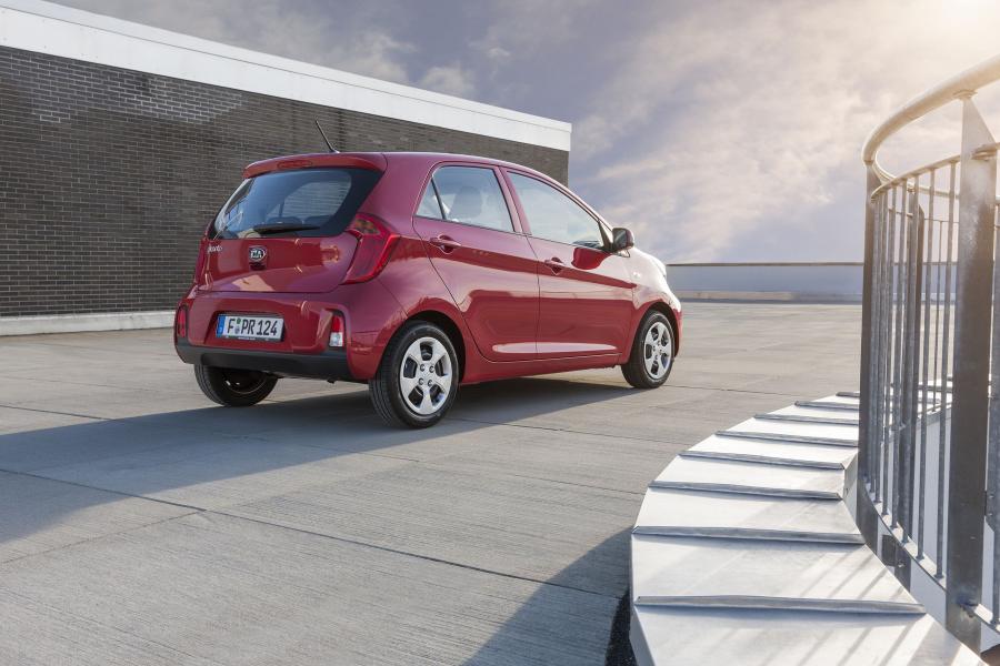  Kia Picanto 5-Door 2015 года  (фото 11 из 30)